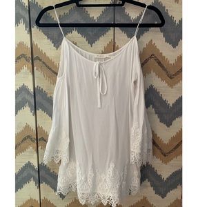 Blu Pepper Cold shoulder long sleeve top